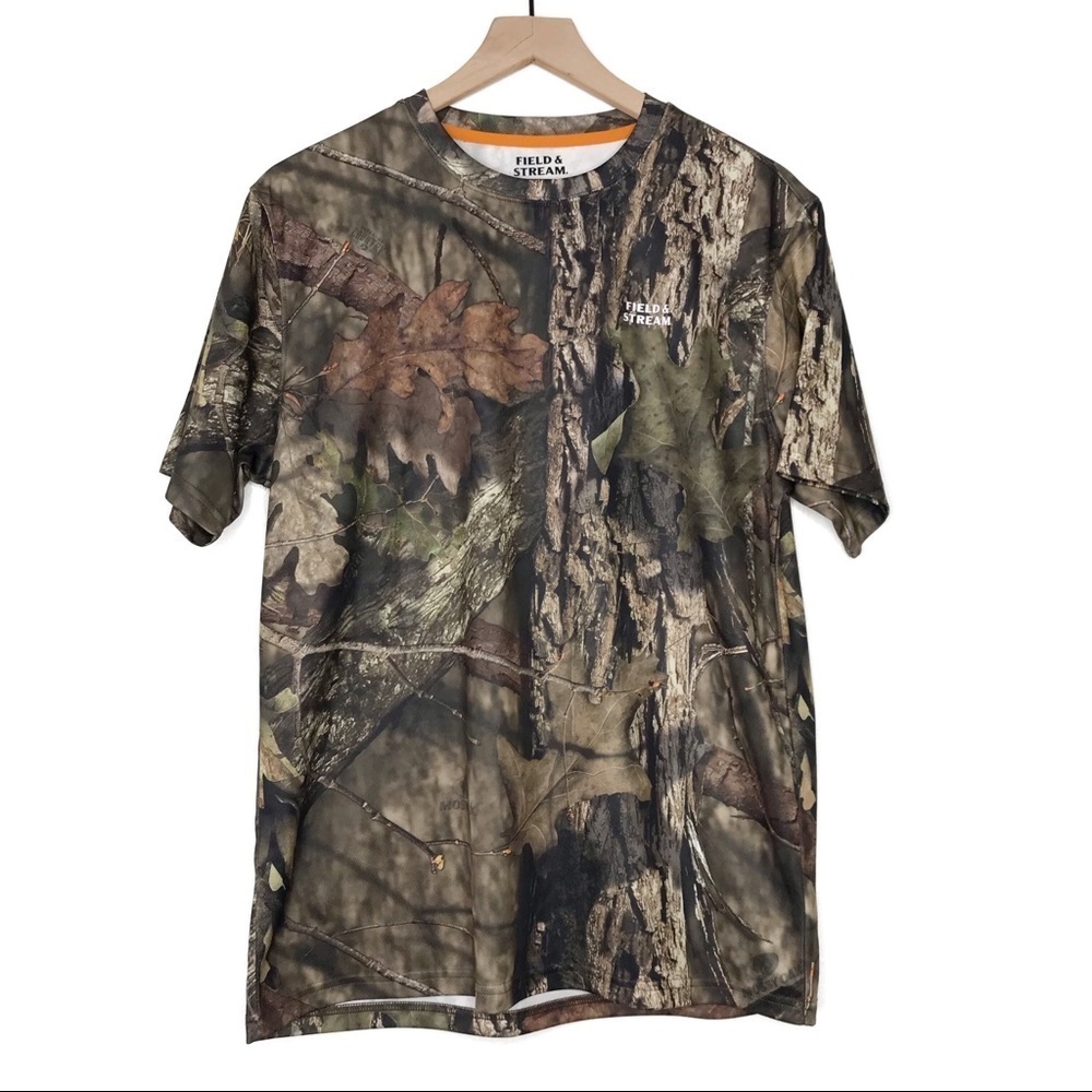 FIELD AND STREAM  Real Tree Camo Print Short Sleeve Top M